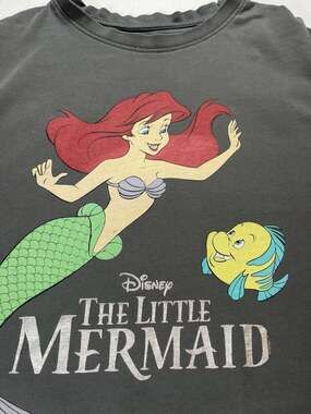 Disney The Little Mermaid Ariel and Flounder Graphic T-Shirt Parkcore 90s